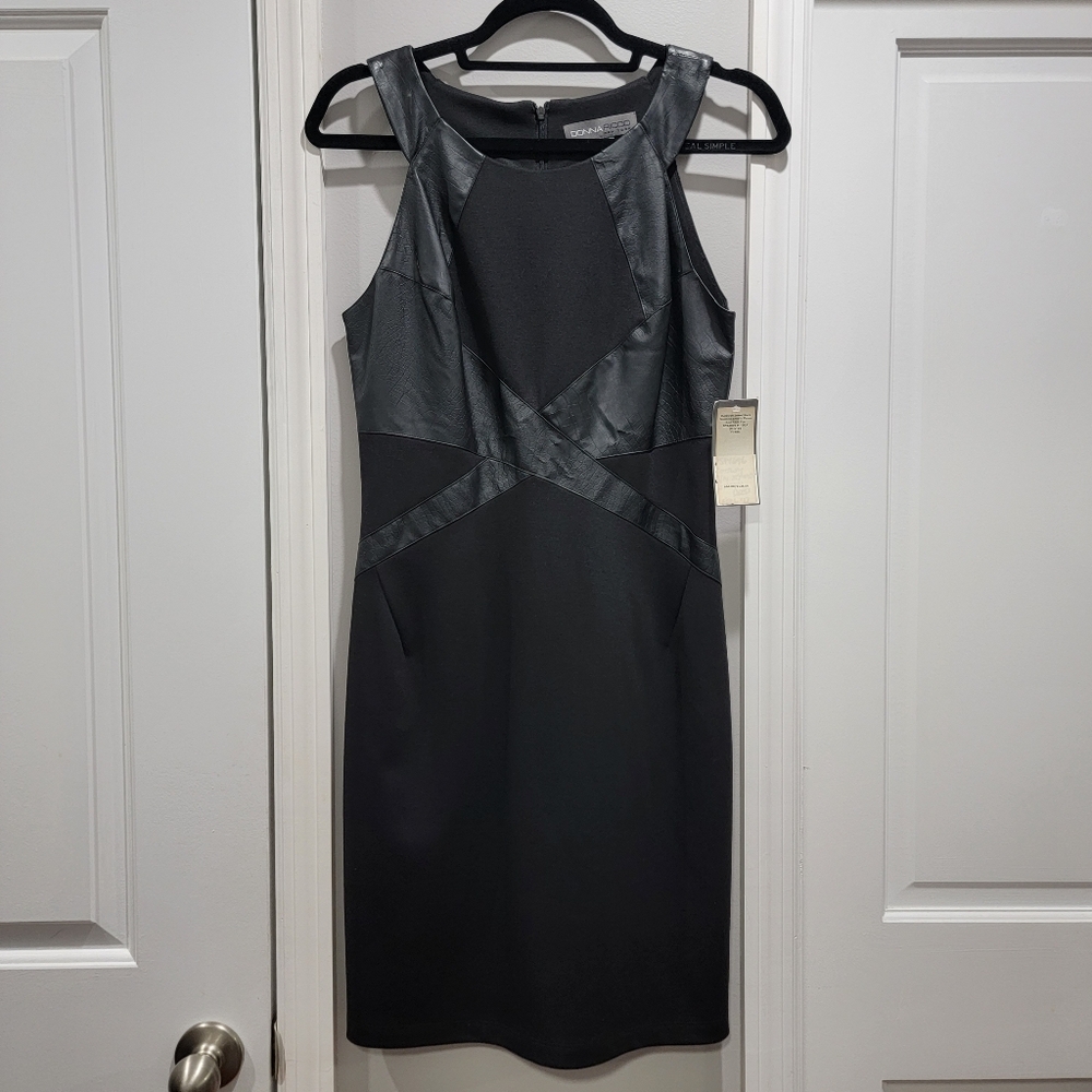 Donna Ricco Halter Sheath Dress